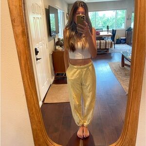 Tina aritiza wide leg sweat pant fleece. sorry wrinkled.